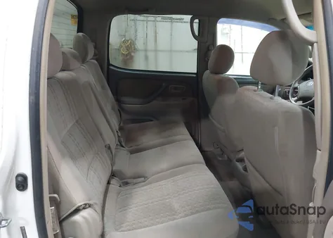 2005 Toyota Tundra Sr5 V8 z USA, uszkodzony, nr VIN 5TBDT44195S492771